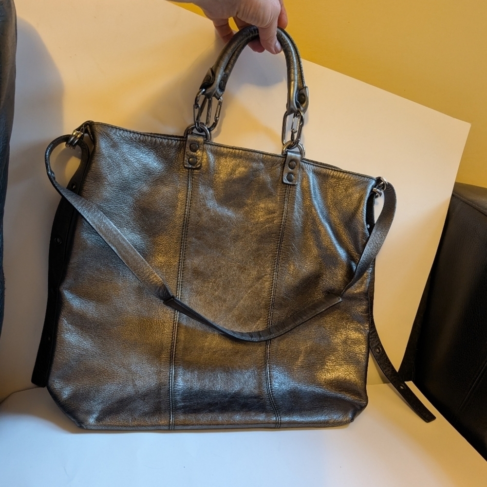 Plinio Visona Metallic Leather Convertible Shoulder Bag Made in Italy in GUC